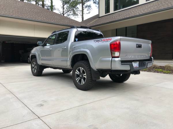 6-speed 2017 TRD Sport Tacoma for sale in Charlotte, NC – photo 4