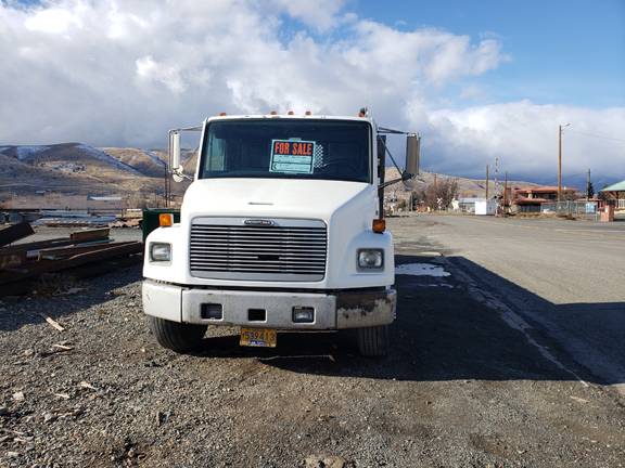 1995 Freightliner Flatbed Truck - cars & trucks - by owner - vehicle... for sale in Baker City, OR – photo 3