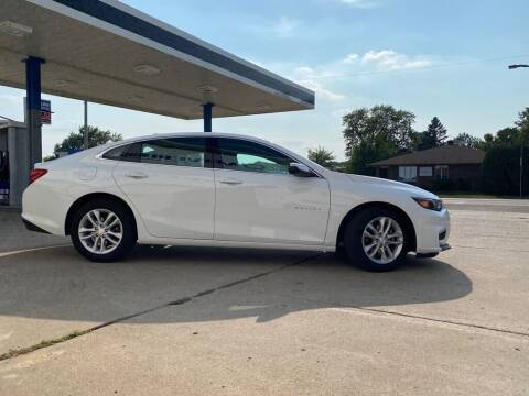 2017 Chevy Malibu LT - cars & trucks - by dealer - vehicle... for sale in Arlington, MN – photo 3