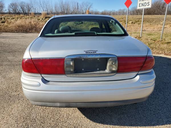 2002 Buick Lesabre!! 3800 Motor!! Leather!! ONE OWNER!! Very NICE!!... for sale in Freeport, IL – photo 6