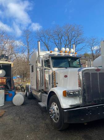 2007 PETERBILT 379 - - by dealer - vehicle automotive for sale in Peabody, MA – photo 11