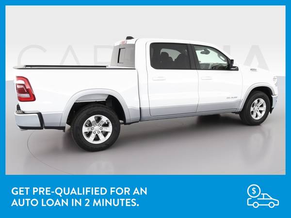 2020 Ram 1500 Crew Cab Laramie Pickup 4D 5 1/2 ft pickup White for sale in Champaign, IL – photo 9