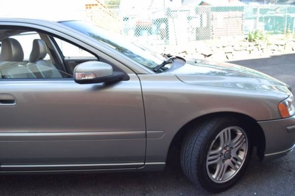 *2007* *Volvo* *S60* *2.5T 4dr Sedan* - cars & trucks - by dealer -... for sale in Paterson, MD – photo 12