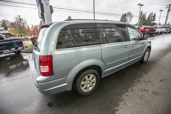 2010 Chrysler Town Country Touring for sale in McKenna, WA – photo 7