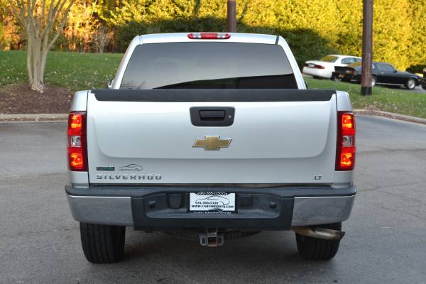 2011 CHEVY SILVERADO LT - CLEAN TITLE - CREW CAB - RUST FREE - 5.3L... for sale in Cary, NC – photo 6
