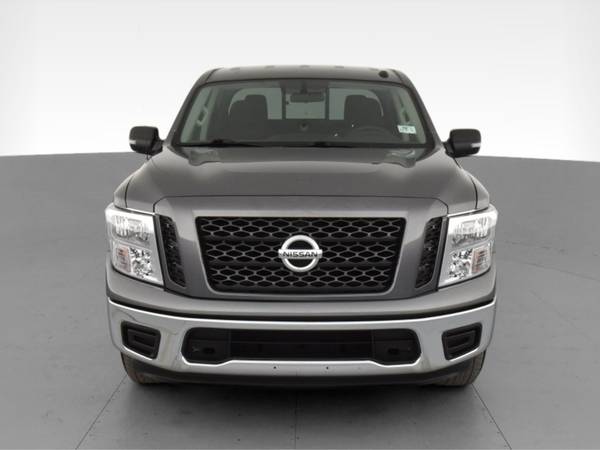 2019 Nissan Titan Crew Cab SV Pickup 4D 5 1/2 ft pickup Gray -... for sale in Bakersfield, CA – photo 17