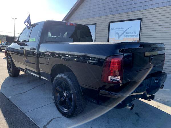 2013 RAM 1500 4WD Quad Cab 140.5" Express - cars & trucks - by... for sale in Chesaning, MI – photo 17