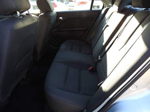 * Nice * 2012 Ford Fusion Sedan for sale in NOBLESVILLE, IN – photo 11
