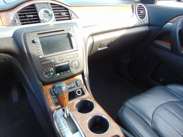 2008 BUICK ENCLAVE CXL 3.6LV6 LOADED LEATHER MOON ROOF XXCLEAN... for sale in Union Grove, WI – photo 13