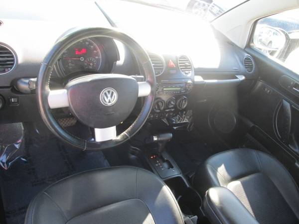 2009 Volkswagen New Beetle Base PZEV 2dr Coupe 6A for sale in Sacramento , CA – photo 9