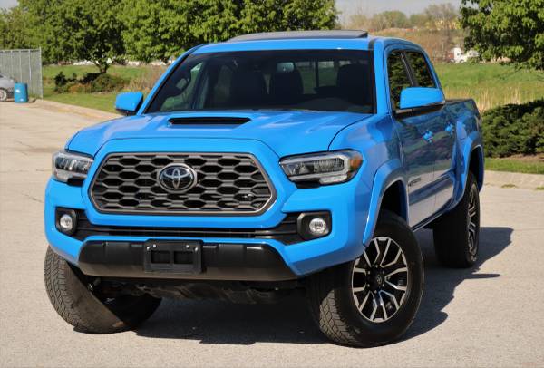 2021 Toyota Tacoma TRD Sport - - by dealer - vehicle for sale in Omaha, NE – photo 3