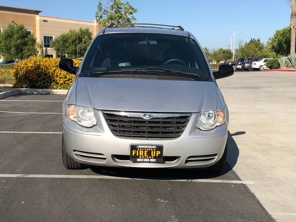 2005 Chrysler Town Country LX for sale in Corona, CA – photo 8