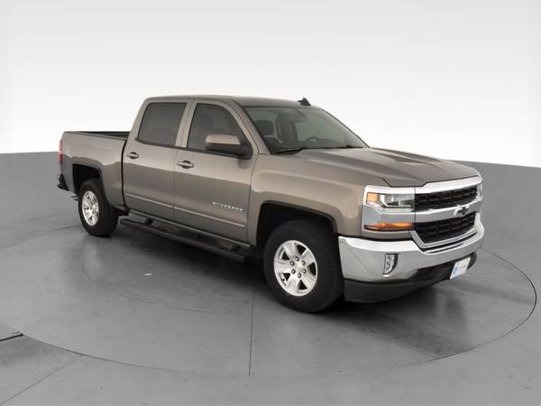 2017 Chevy Chevrolet Silverado 1500 Crew Cab LT Pickup 4D 5 3/4 ft -... for sale in Fort Wayne, IN – photo 15