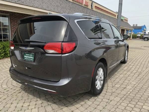 2019 Chrysler Pacifica Touring L Minivan - - by dealer for sale in Bowling Green, MI – photo 20