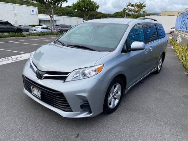 2019 Toyota Sienna - - by dealer - vehicle for sale in Honolulu, HI – photo 12