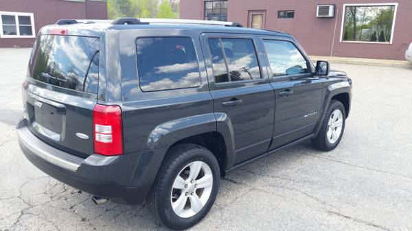 2011 JEEP PATRIOT LATITUDE - - by dealer - vehicle for sale in Lewiston, ME – photo 6