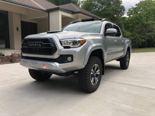 6-speed 2017 TRD Sport Tacoma for sale in Charlotte, NC – photo 2