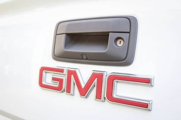 2015 GMC Sierra 2500HD 2500 4x4 4WD SLE Truck - cars & trucks - by... for sale in Lynnwood, WA – photo 13