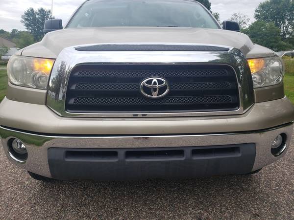 2007 Toyota Tundra SR5 5.7L V8 Double Cab for sale in New London, WI – photo 8
