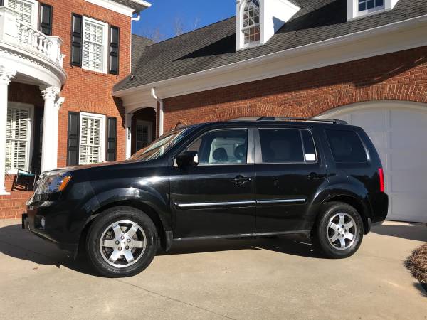 2011 Honda Pilot Touring 4WD - cars & trucks - by owner - vehicle... for sale in Gainesville, GA – photo 18