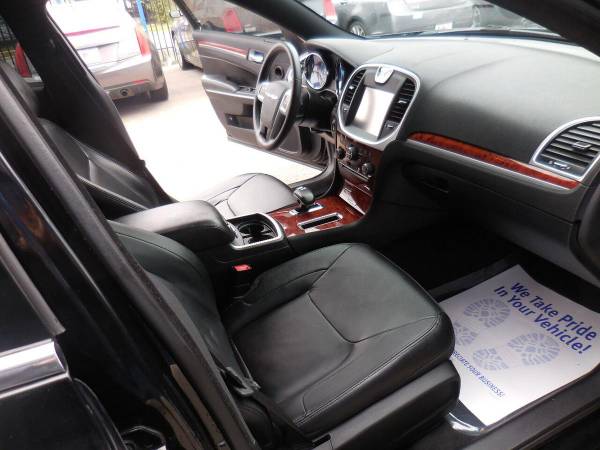 2014 Chrysler 300 Base 4dr Sedan 495 DOWN YOU DRIVE W A C - cars & for sale in Highland Park, MI – photo 17