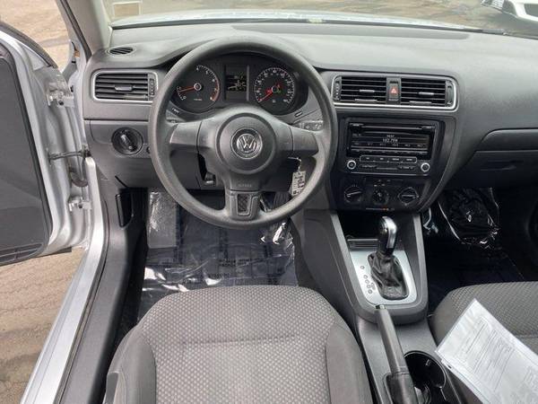 2014 Volkswagen Jetta Sedan S - APPROVED W/1495 DWN OAC! - cars for sale in La Crescenta, CA – photo 10