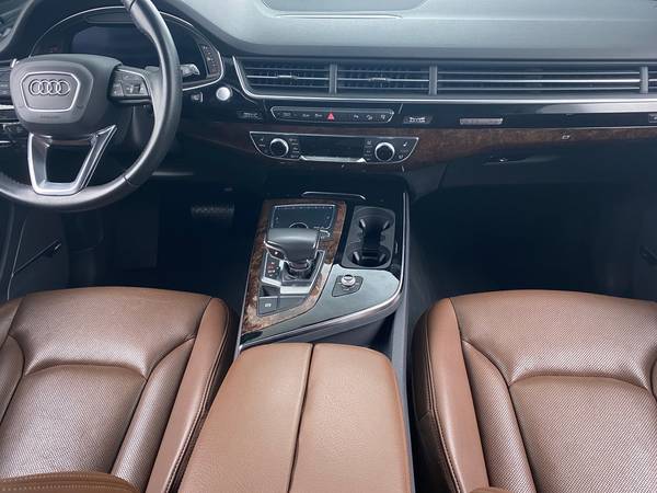 2017 Audi Q7 3.0T Prestige Sport Utility 4D suv Blue - FINANCE... for sale in South El Monte, CA – photo 22