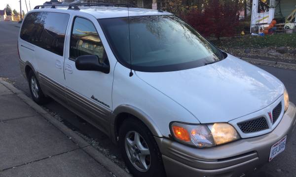 Reliable Family Minivan - cars & trucks - by owner - vehicle... for sale in Mansfield, OH – photo 2