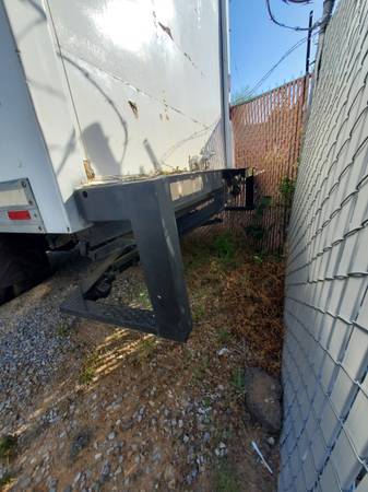99 Isuzu NPR 16ft box truck w/liftgate for sale in Shingle Springs, CA – photo 3