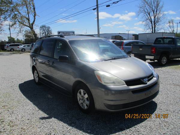 2004 TOYOTA SIEANNA MINI VAN - - by dealer - vehicle for sale in Perrysburg, OH – photo 4