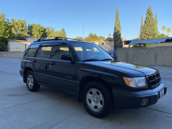 2000 Subaru Forester - cars & trucks - by owner - vehicle automotive... for sale in Valencia, CA – photo 2