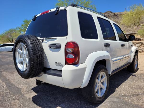 2007 Jeep Liberty Limited 4WD 2-Owner Clean Carfax for sale in Phoenix, AZ – photo 5