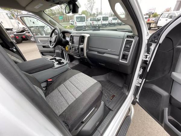 2019 Ram 1500 Classic Big Horn - - by dealer - vehicle for sale in LAUDERDALE, MN – photo 16