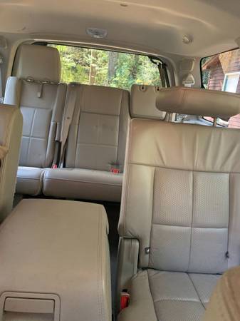 2011 Lincoln Navigator - cars & trucks - by owner - vehicle... for sale in Ellijay, GA – photo 6