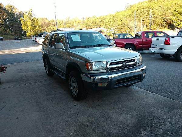 2000 Toyota 4Runner SR5 4WD - cars & trucks - by dealer - vehicle... for sale in Cleveland, SC – photo 2
