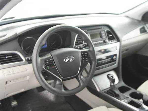 2017 Hyundai Sonata SE Sedan 4D sedan Silver - FINANCE ONLINE for sale in Montgomery, AL – photo 2