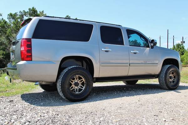 2008 CHEVROLET SUBURBAN 1500 LT - LEATHER & 3RD ROW - LOOKS SWEET! for sale in LEANDER, TX – photo 6