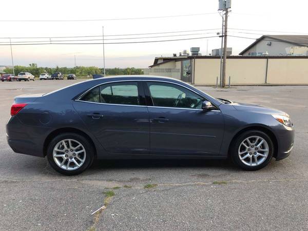 2015 Chevy Malibu 1LT for sale in Lincoln, IA – photo 4