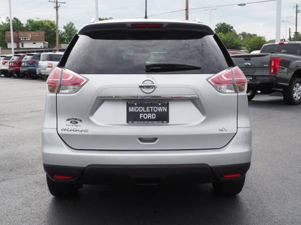 2016 Nissan Rogue SV for sale in Middletown, OH – photo 4