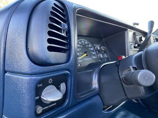 1999 Chevrolet Chevy 2500 HD Regular Cab Long Bed Family Owned!... for sale in Fremont, NE – photo 11