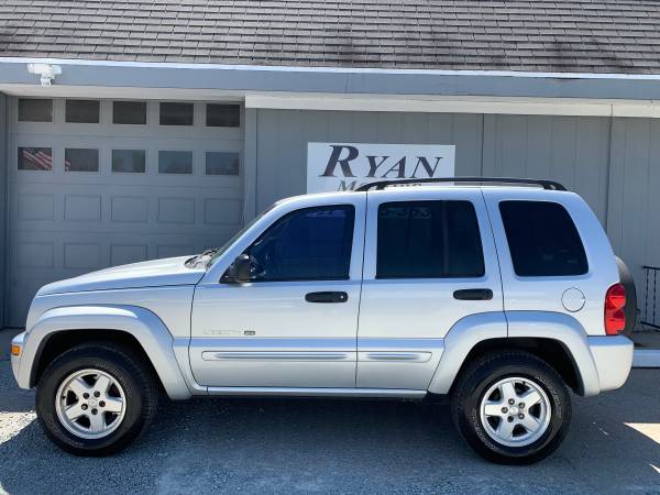 2002 Jeep Liberty Limited 4X4 (ONLY 119, 338 Miles! for sale in Warsaw, IN – photo 3