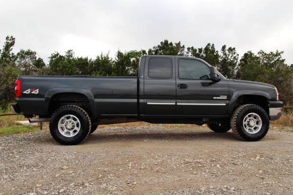 CRAZY CLEAN!! 2003 CHEVY SILVERADO 2500HD 4X4 - DURAMAX - LOW MILES!! for sale in Liberty Hill, TX – photo 7