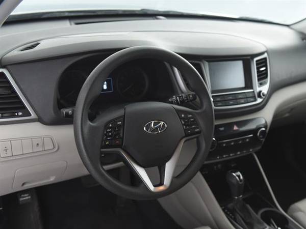 2018 Hyundai Tucson SEL Sport Utility 4D suv Gray - FINANCE ONLINE for sale in Atlanta, GA – photo 2
