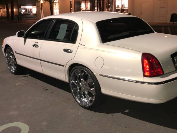 2000 lincoln Town Car - - by dealer - vehicle for sale in Tulsa, OK – photo 3