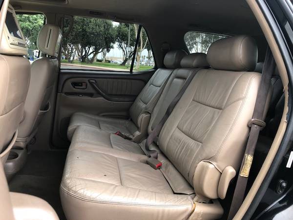 2004 Toyota Sequoia SR5 Limited leather, 3rd row for sale in Chula vista, CA – photo 8