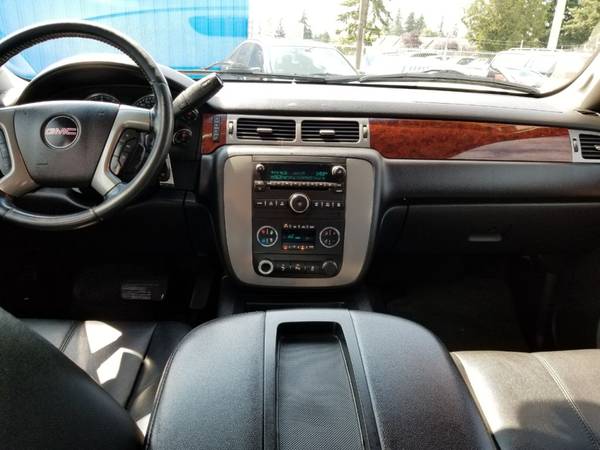 2014 GMC Yukon XL SLT 4WD 1GKS2KE77ER208081 for sale in Lynnwood, WA – photo 11