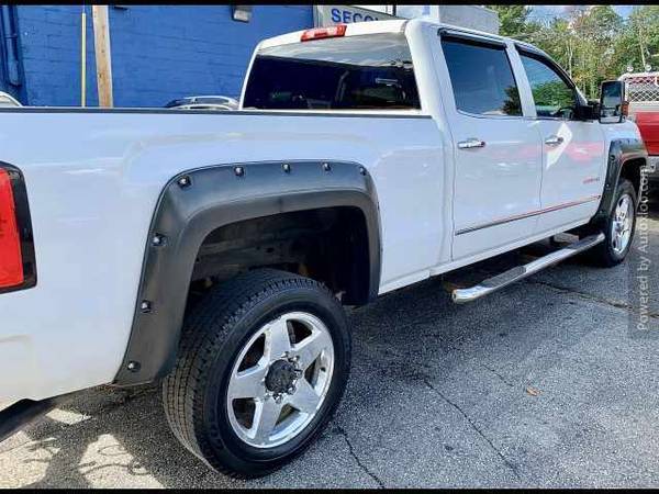 2015 Gmc Sierra 2500hd One Owner Clean Carfax Slt Crew Cab for sale in Manchester, VT – photo 19