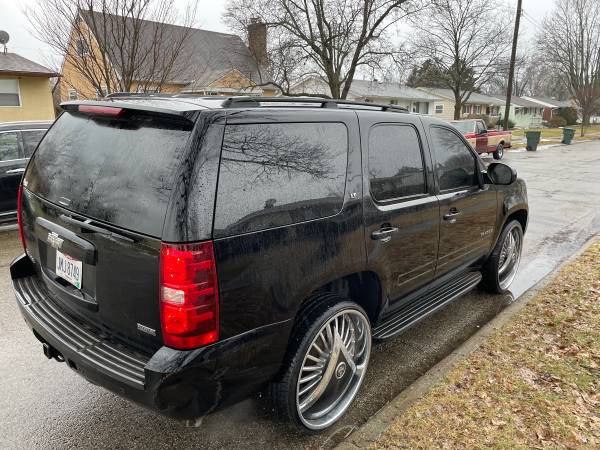 2008 Chevy Tahoe on 26 s 98k Miles for sale in Columbus, OH – photo 4