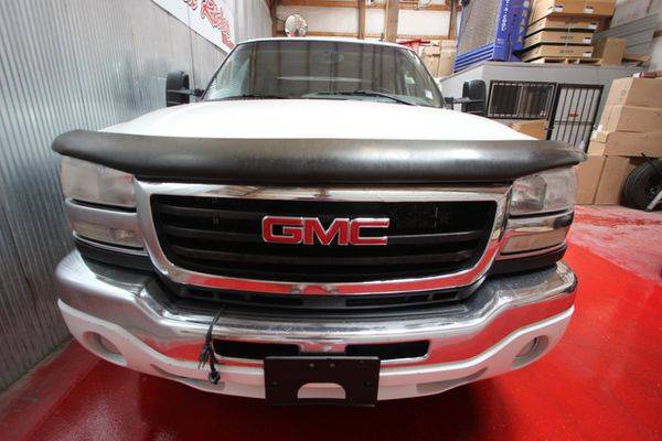 2007 GMC Sierra 2500 SLT Crew Cab 4WD - GET APPROVED!! for sale in Evans, CO – photo 3