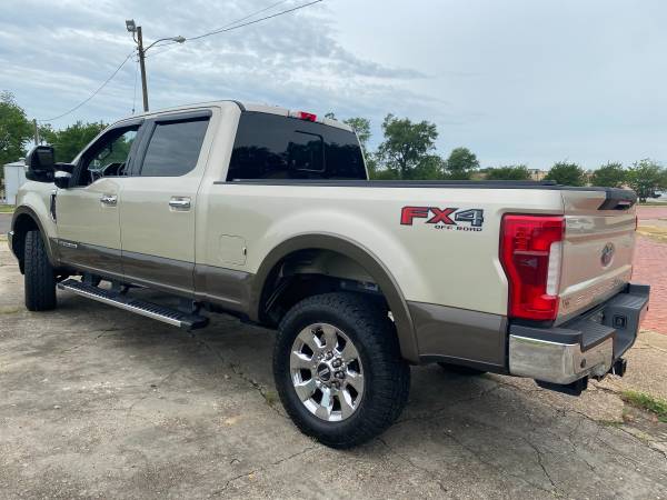 2017 F-250 Lariat - - by dealer - vehicle automotive for sale in Gladewater, TX – photo 4